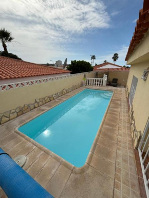 Casa Barmalei Private Pool & Rooftop Terrace Ocean View, Tenerife